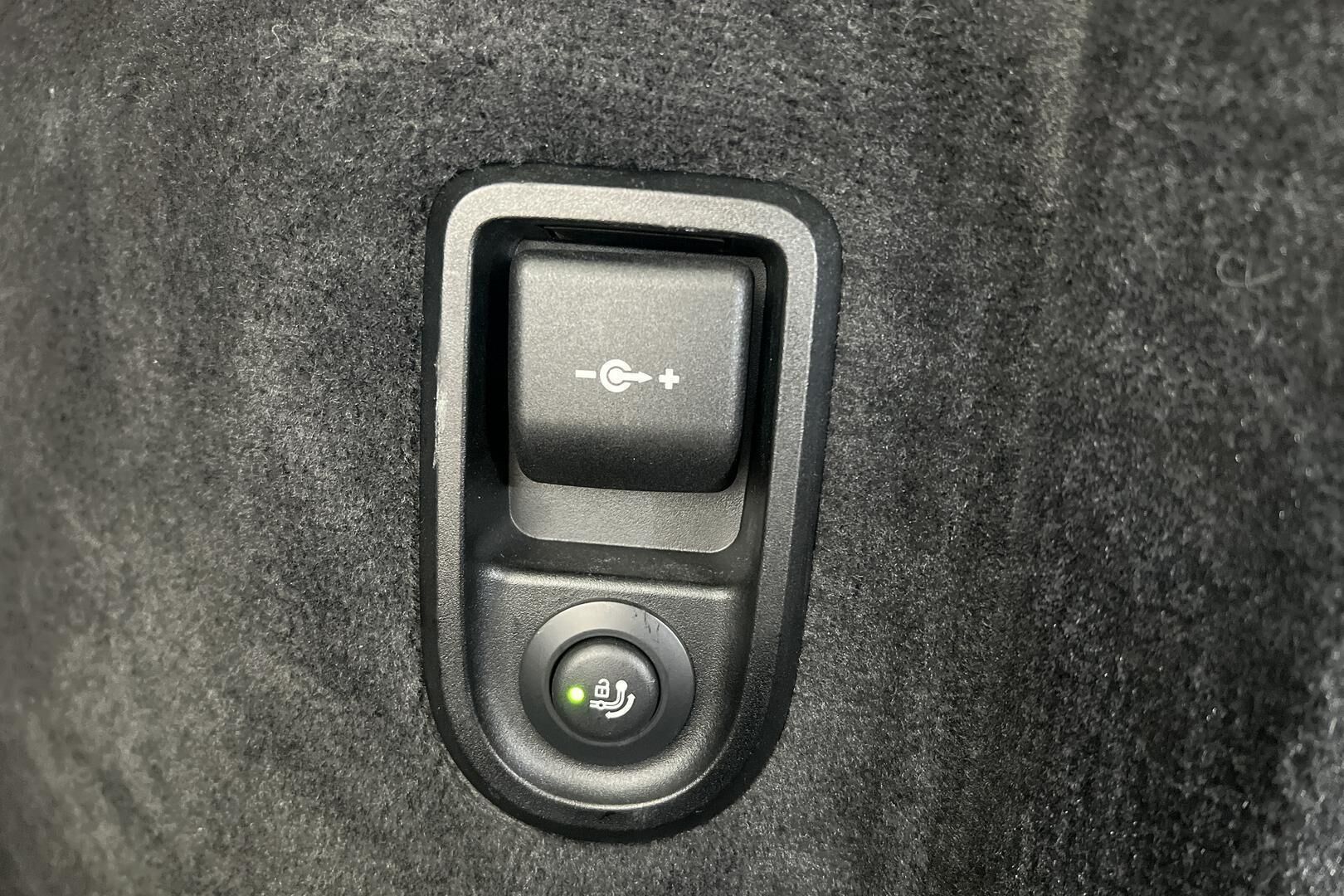 BMW 5-SARJA iso kuva 26