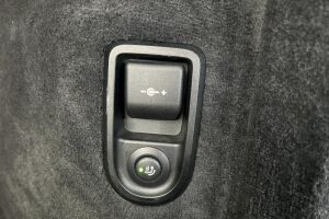 BMW 5-SARJA esikatselu 26