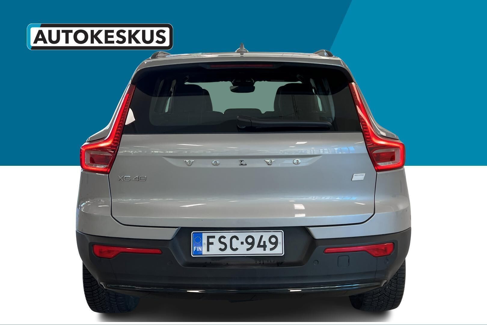 Volvo XC40 iso kuva 6