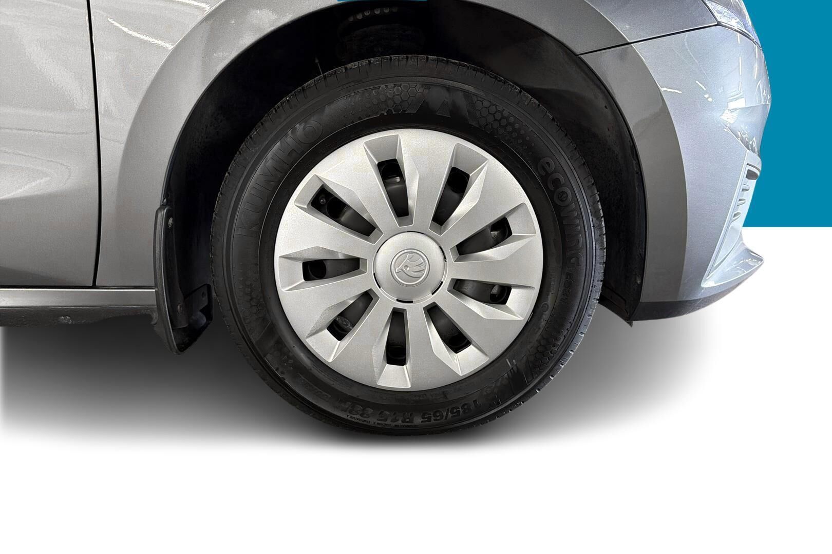 Skoda Fabia iso kuva 11