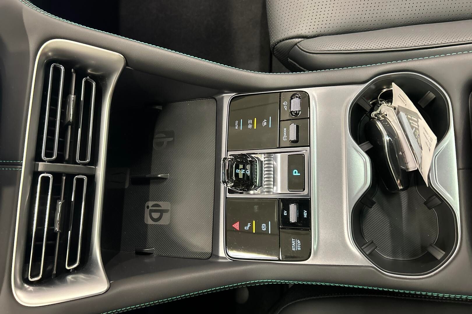 BYD Seal U DM-i iso kuva 14