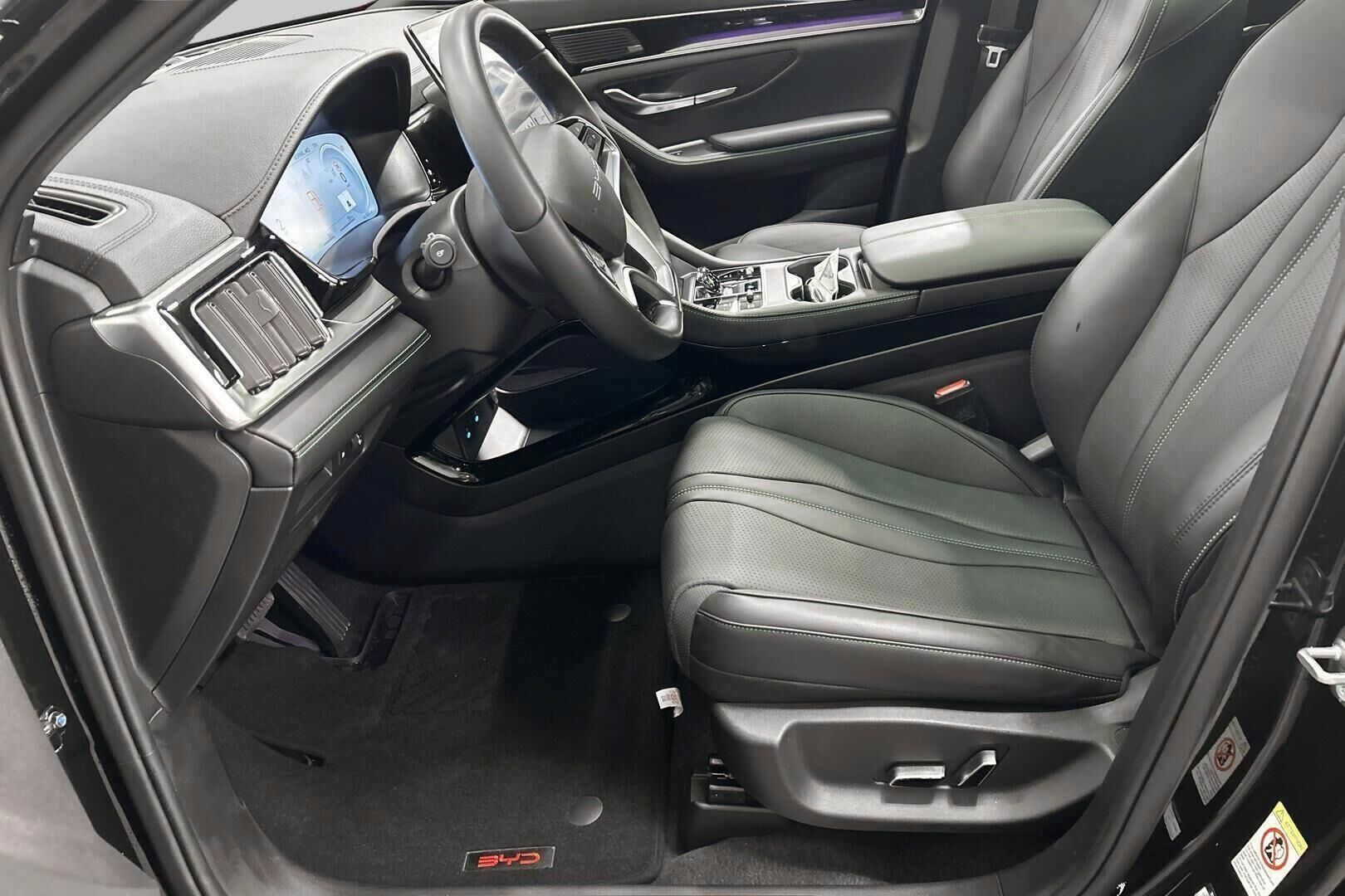 BYD Seal U DM-i iso kuva 7