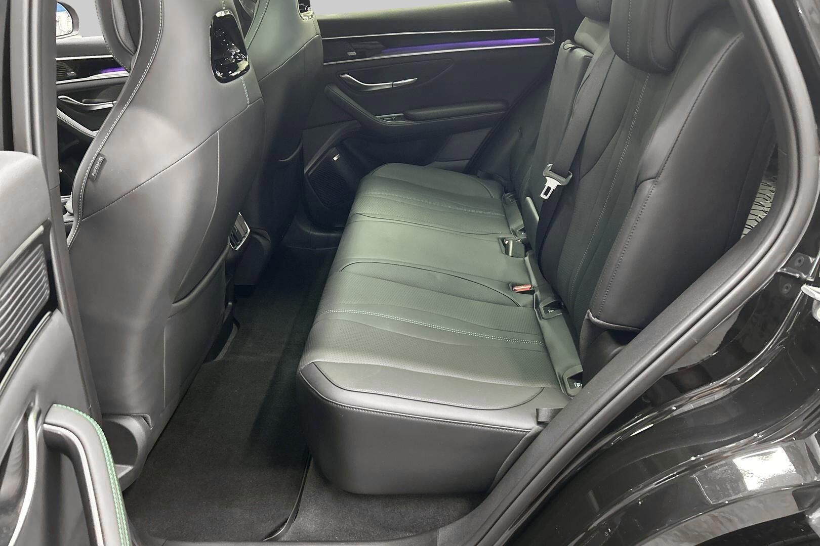 BYD Seal U DM-i iso kuva 8