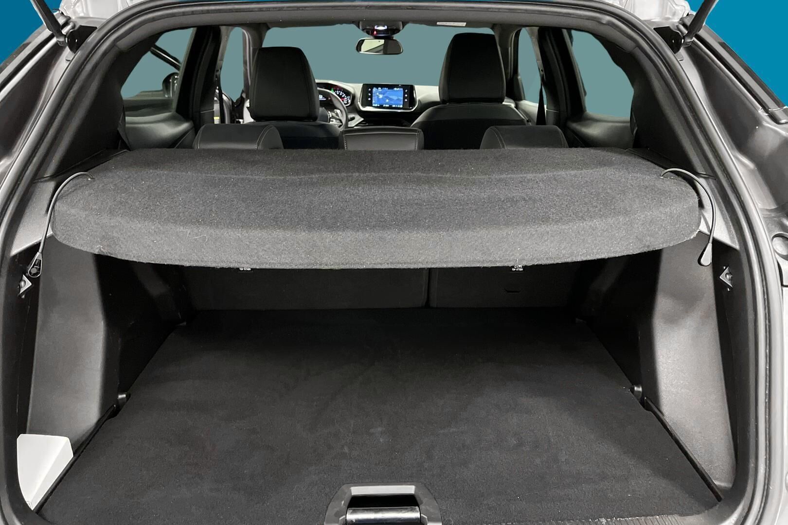 Peugeot 2008 iso kuva 12