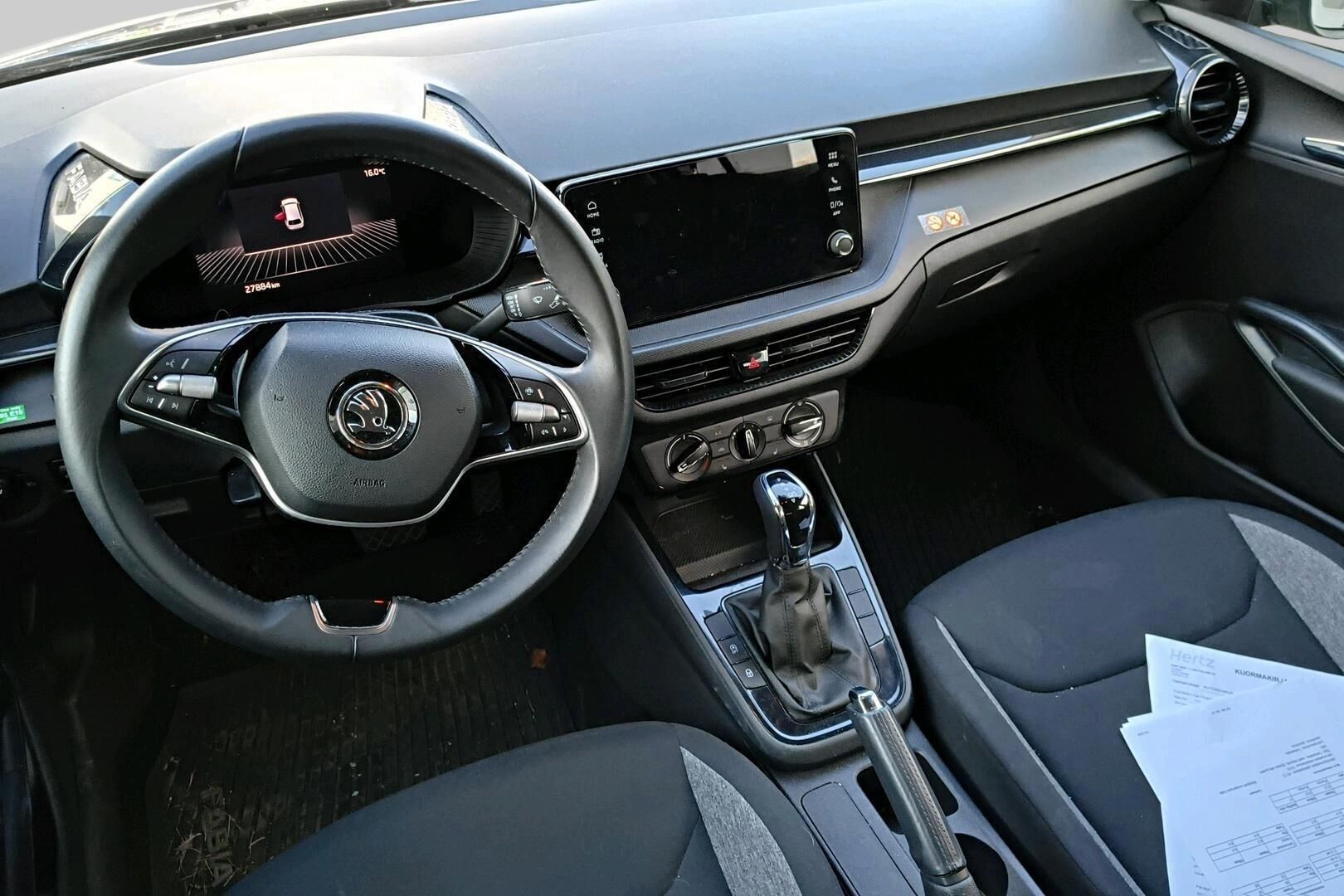 Skoda Fabia iso kuva 1