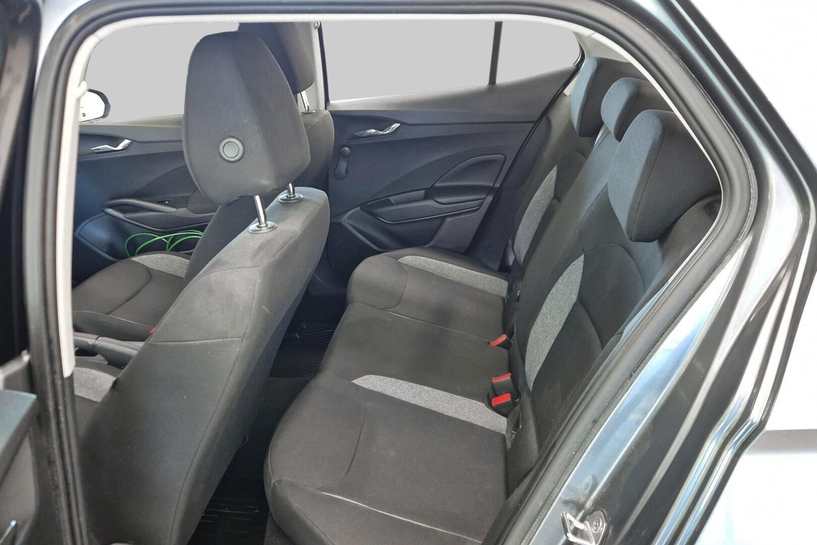Skoda Fabia iso kuva 10