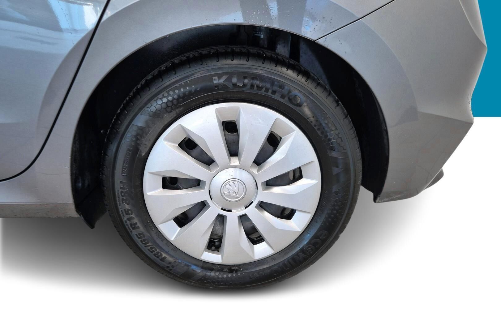 Skoda Fabia iso kuva 13