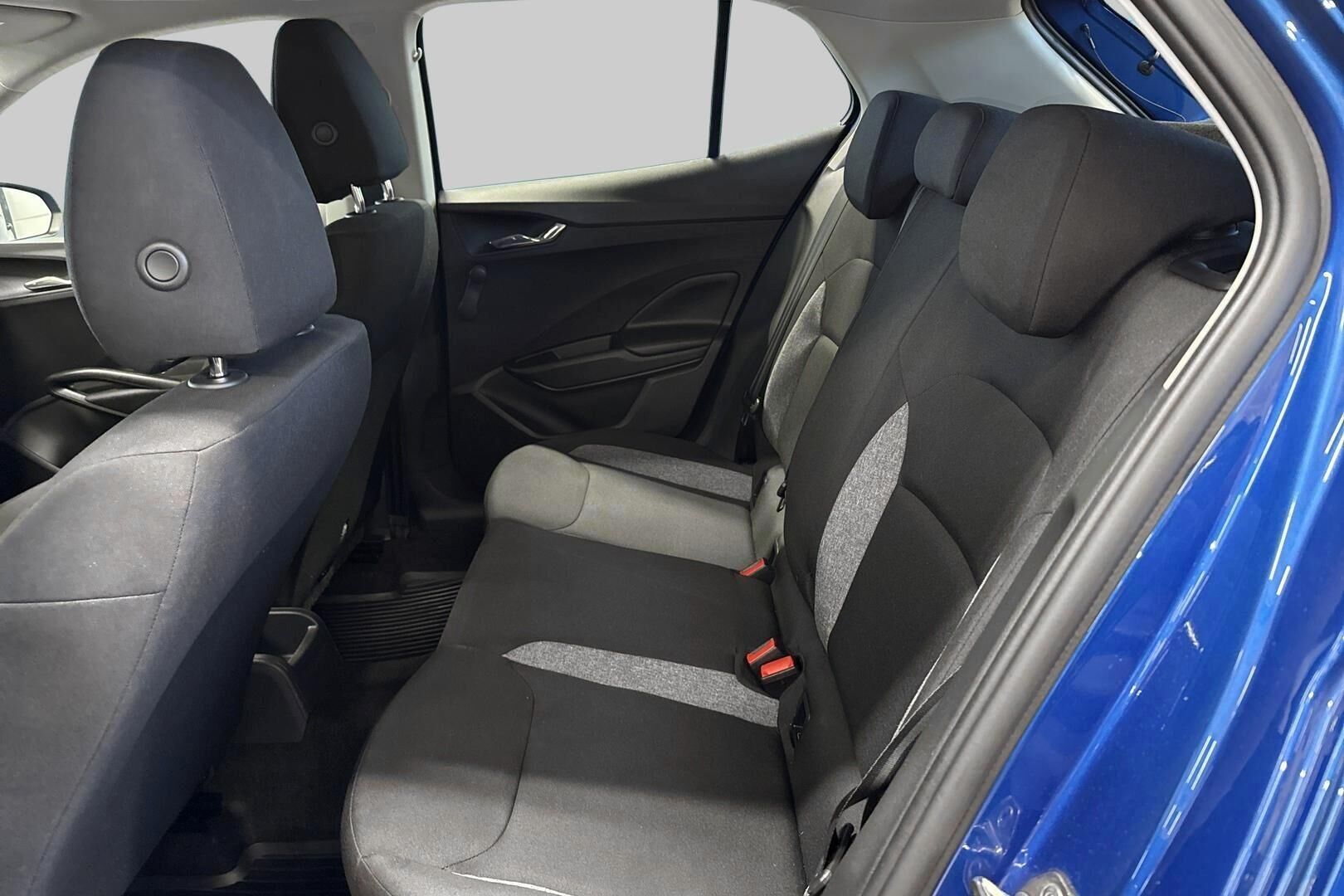 Skoda Fabia iso kuva 10