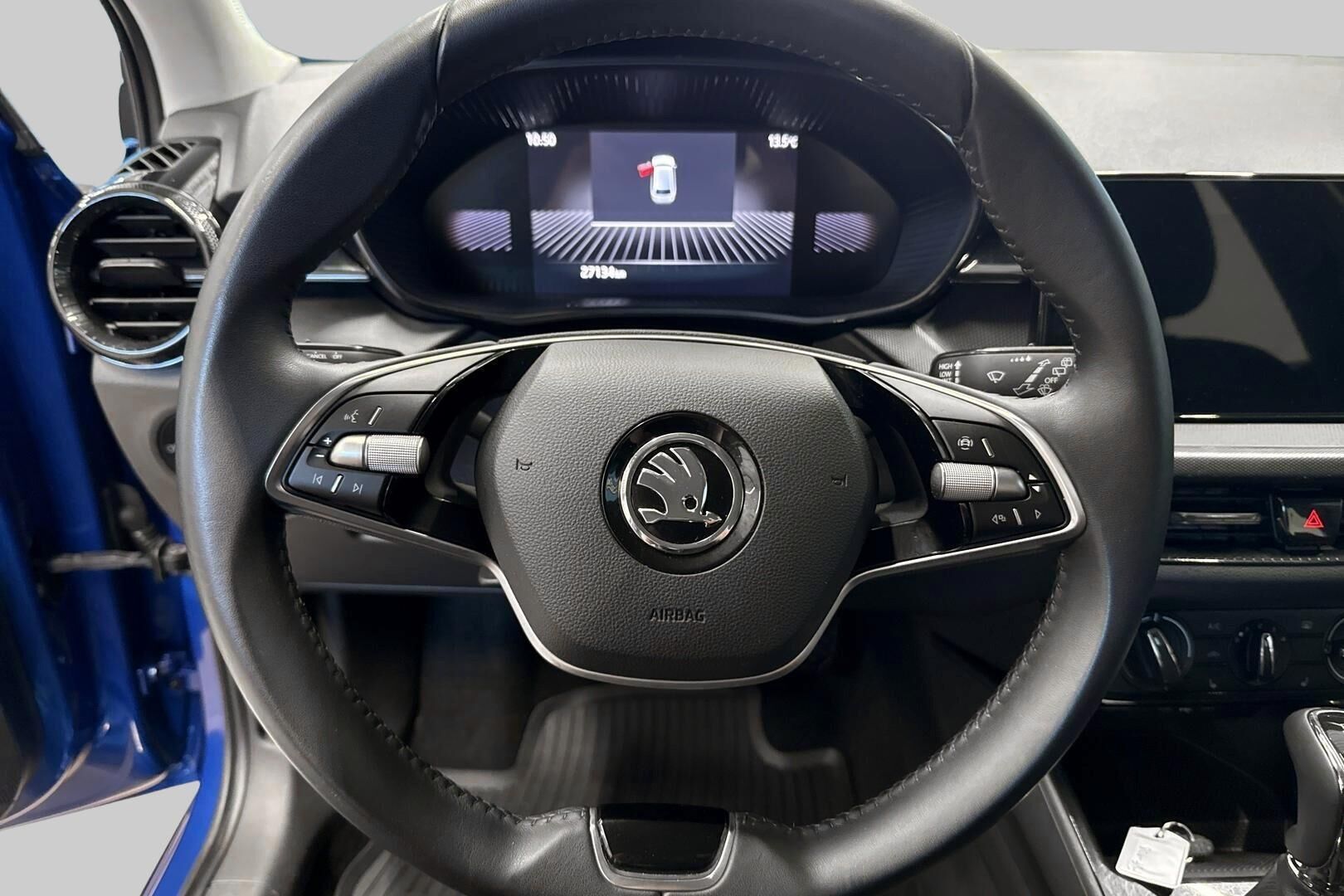 Skoda Fabia iso kuva 16