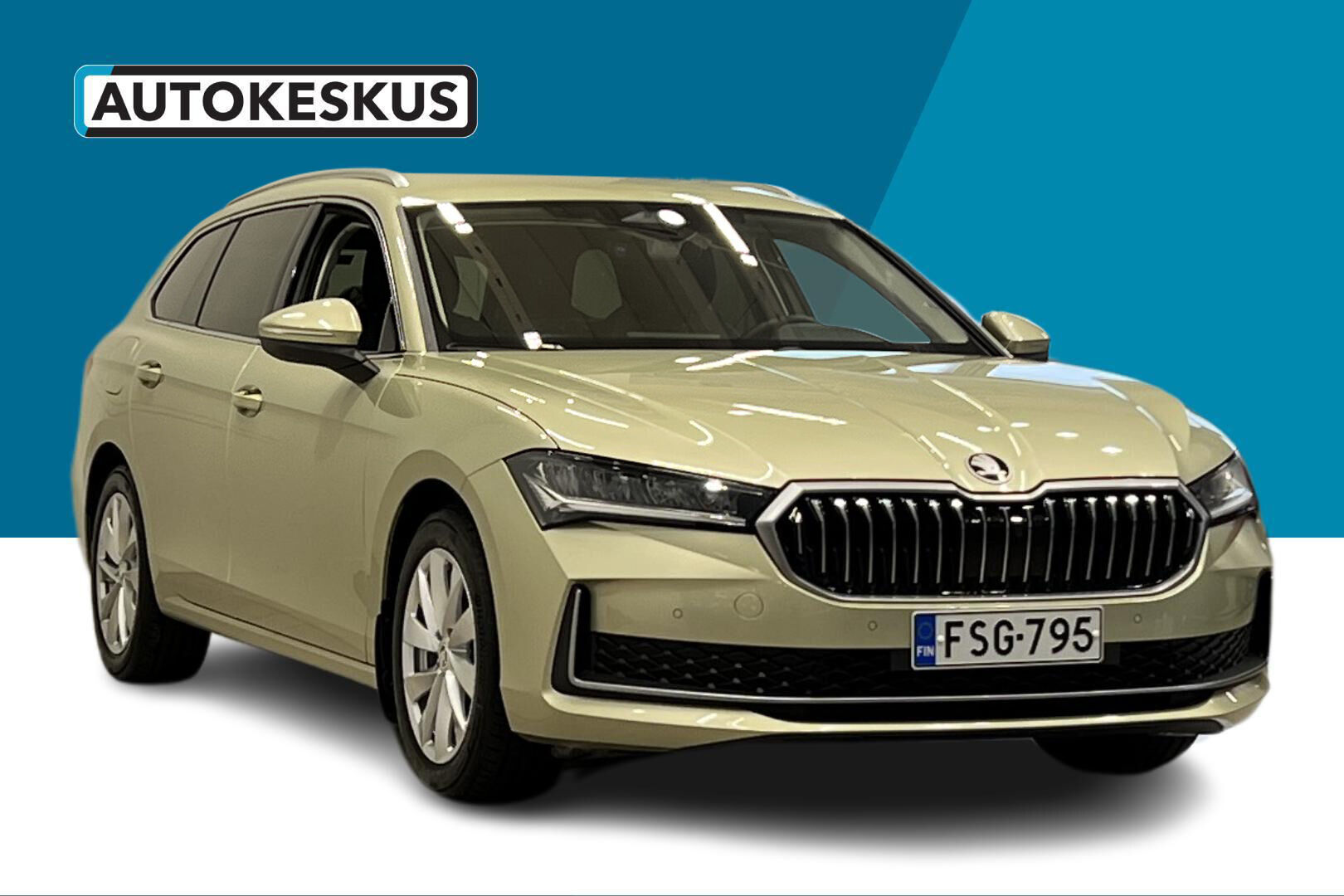 Skoda Superb iso kuva 3