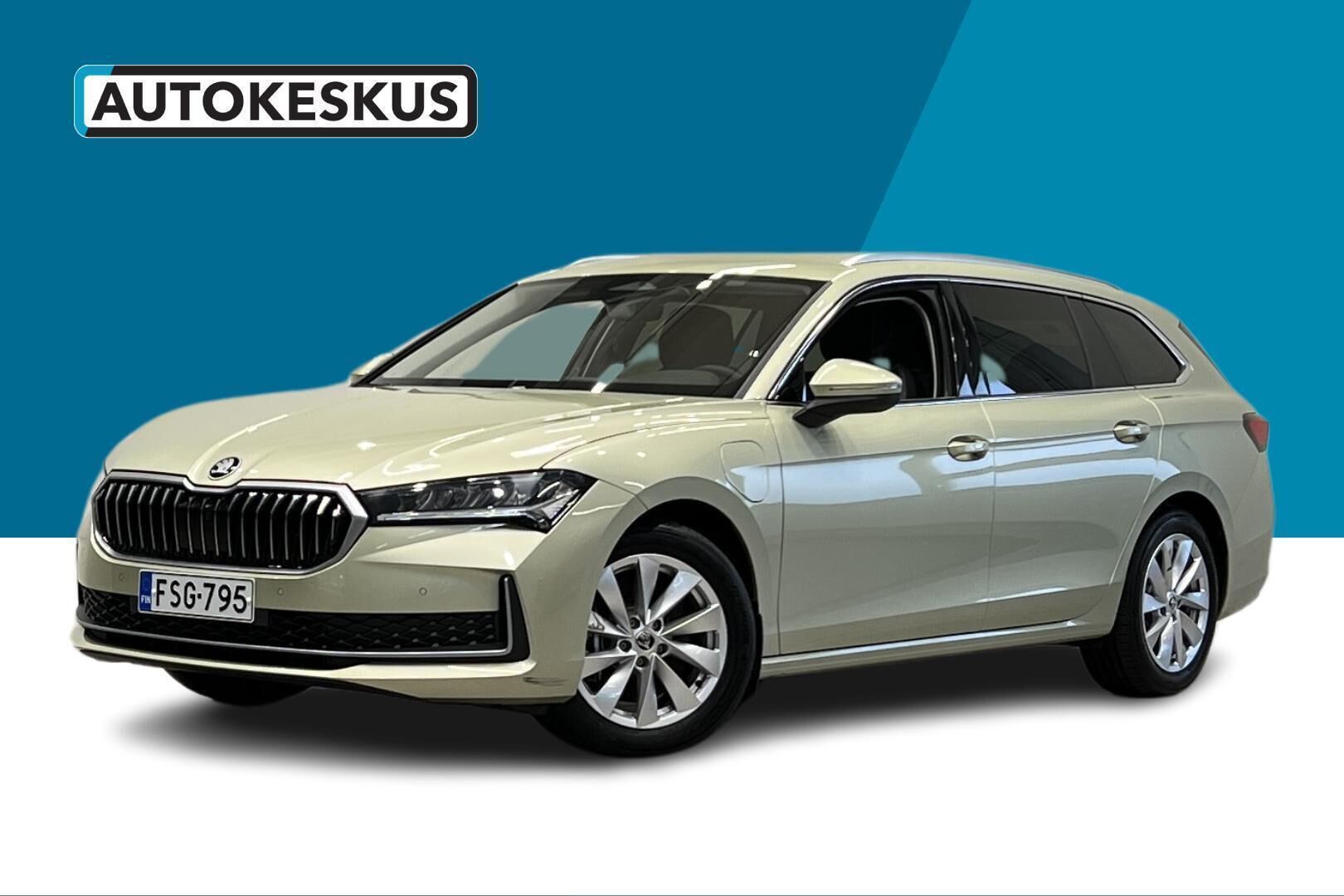 Skoda Superb iso kuva 0