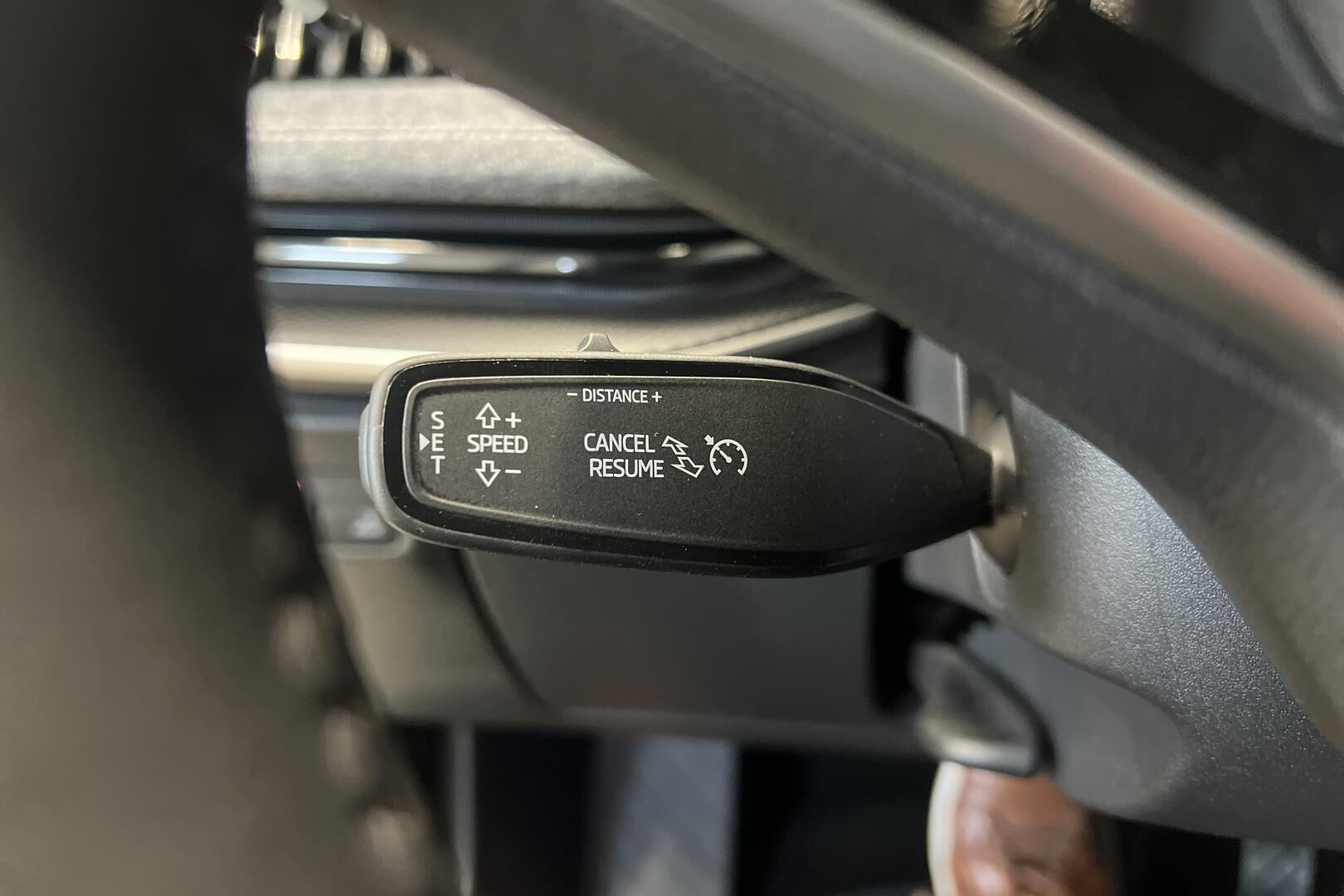 Skoda Superb iso kuva 15