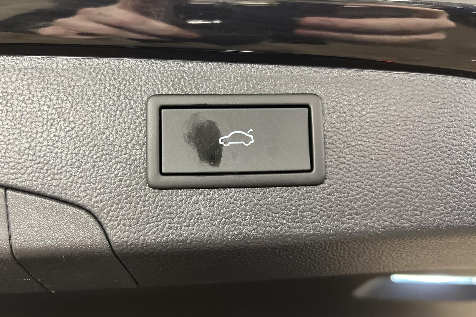 Skoda Superb iso kuva 14