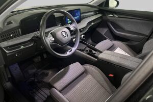 Skoda Superb esikatselu 2