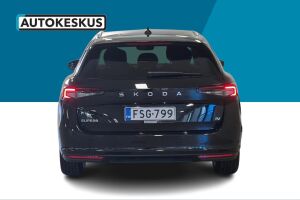 Skoda Superb esikatselu 5