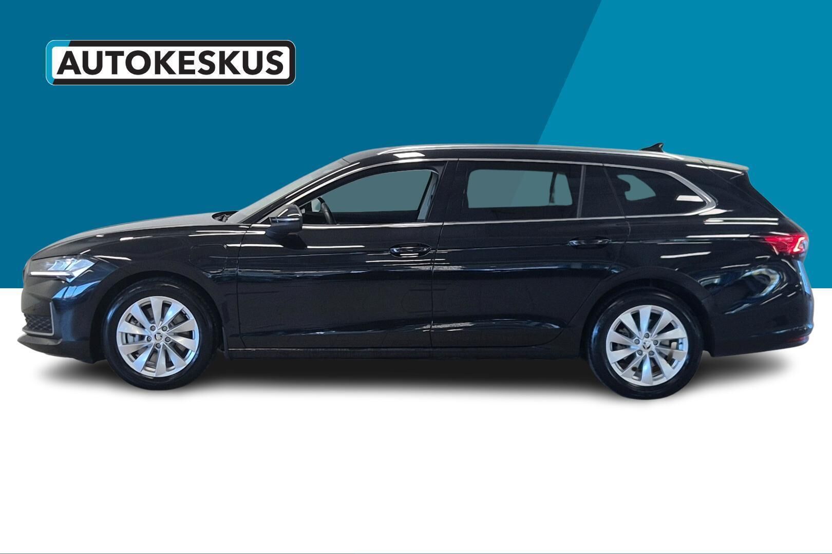 Skoda Superb iso kuva 6