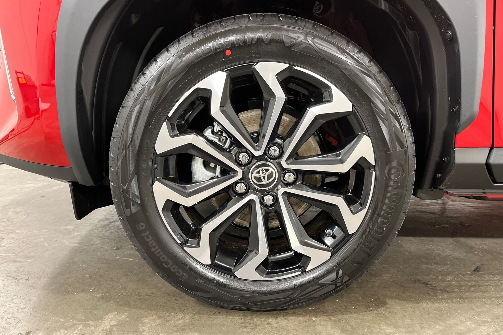 Toyota Yaris Cross iso kuva 10