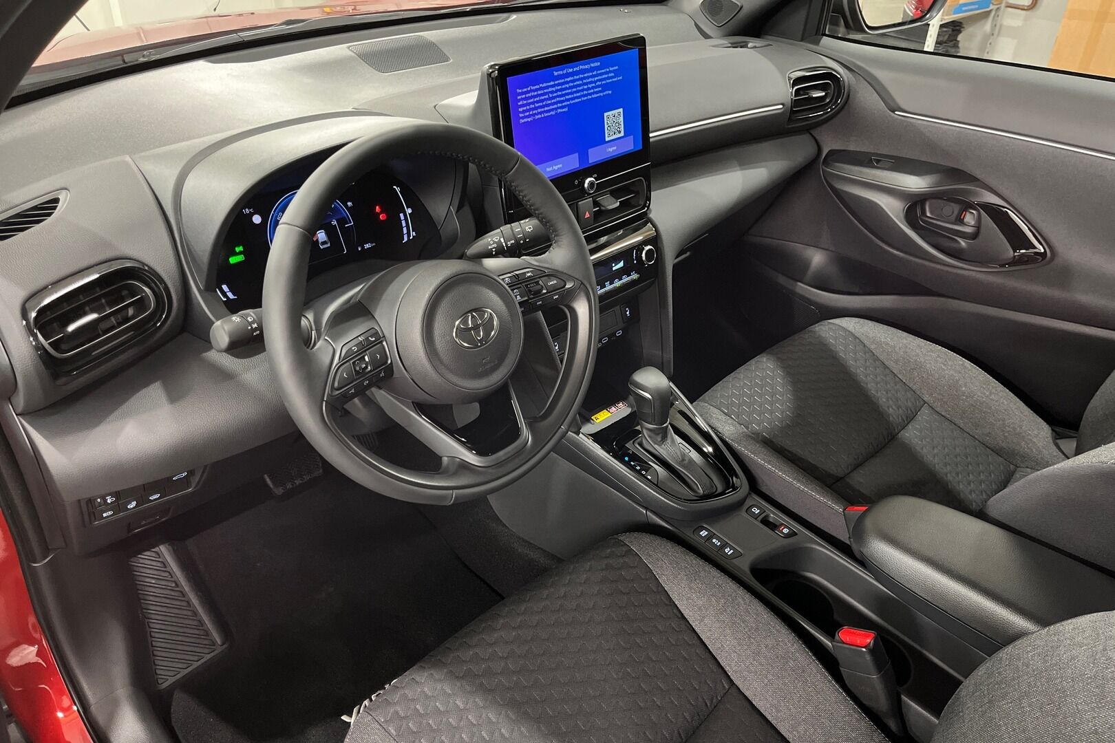 Toyota Yaris Cross iso kuva 6