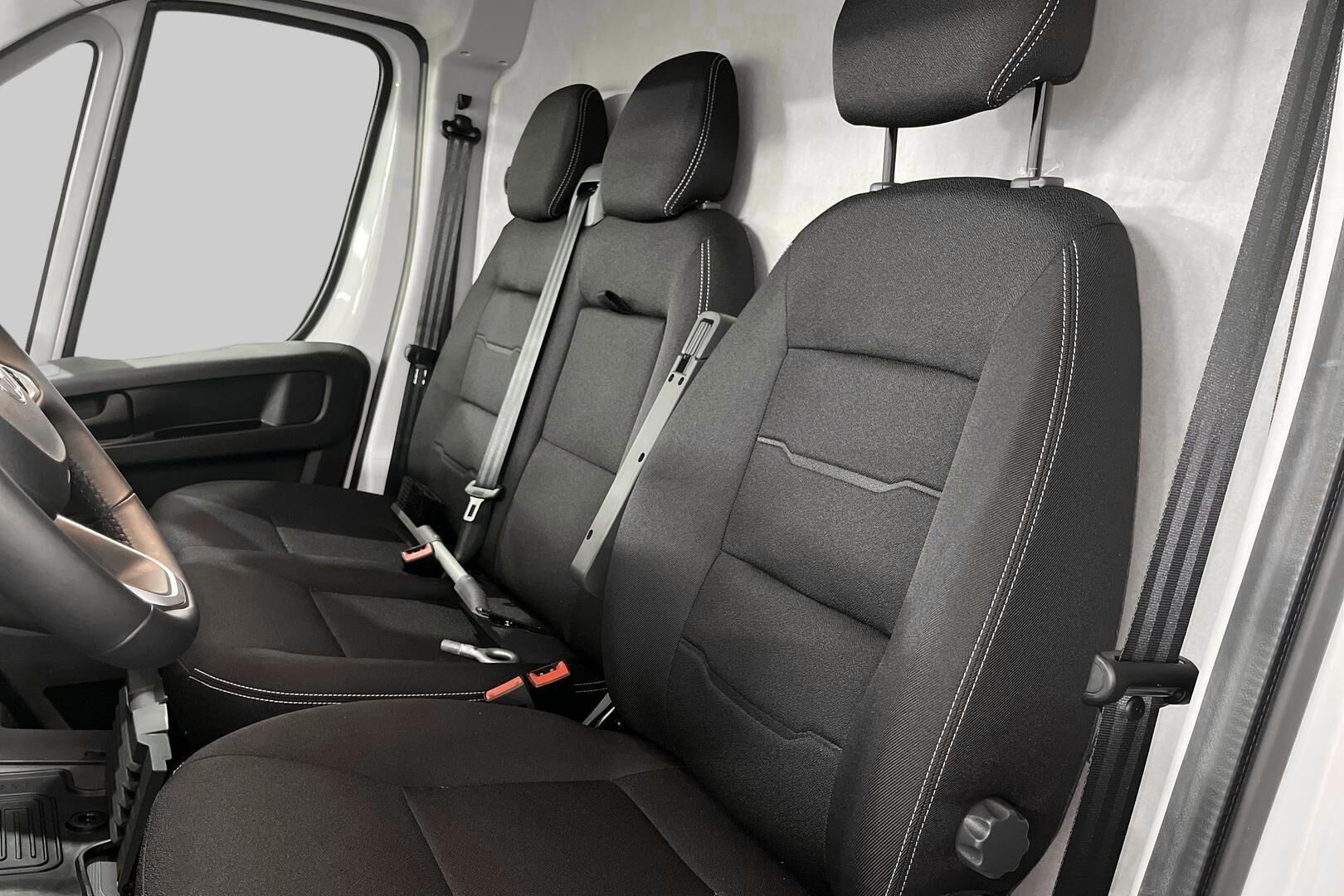 Toyota Proace MAX iso kuva 9