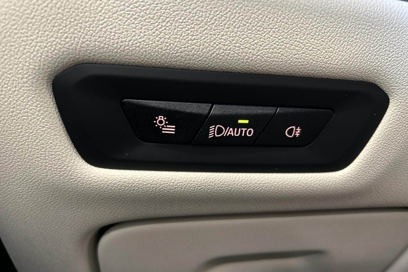 BMW X5 iso kuva 28