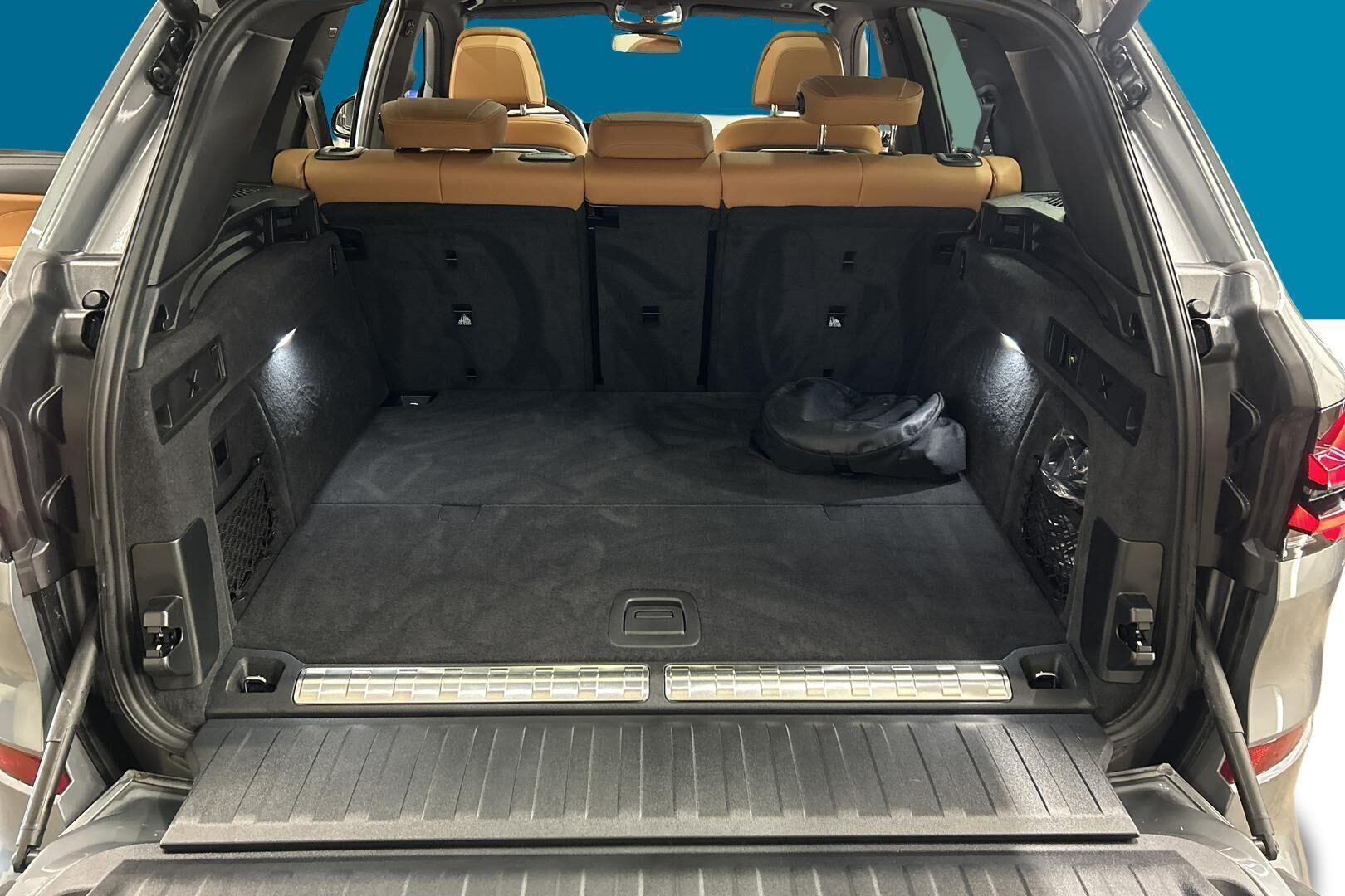 BMW X5 iso kuva 21