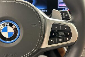 BMW X5 esikatselu 12