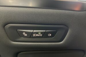 BMW X5 esikatselu 14
