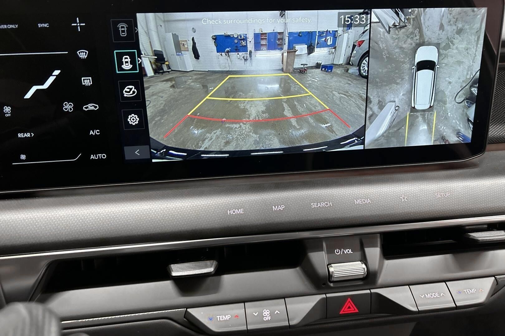 Kia EV9 iso kuva 13