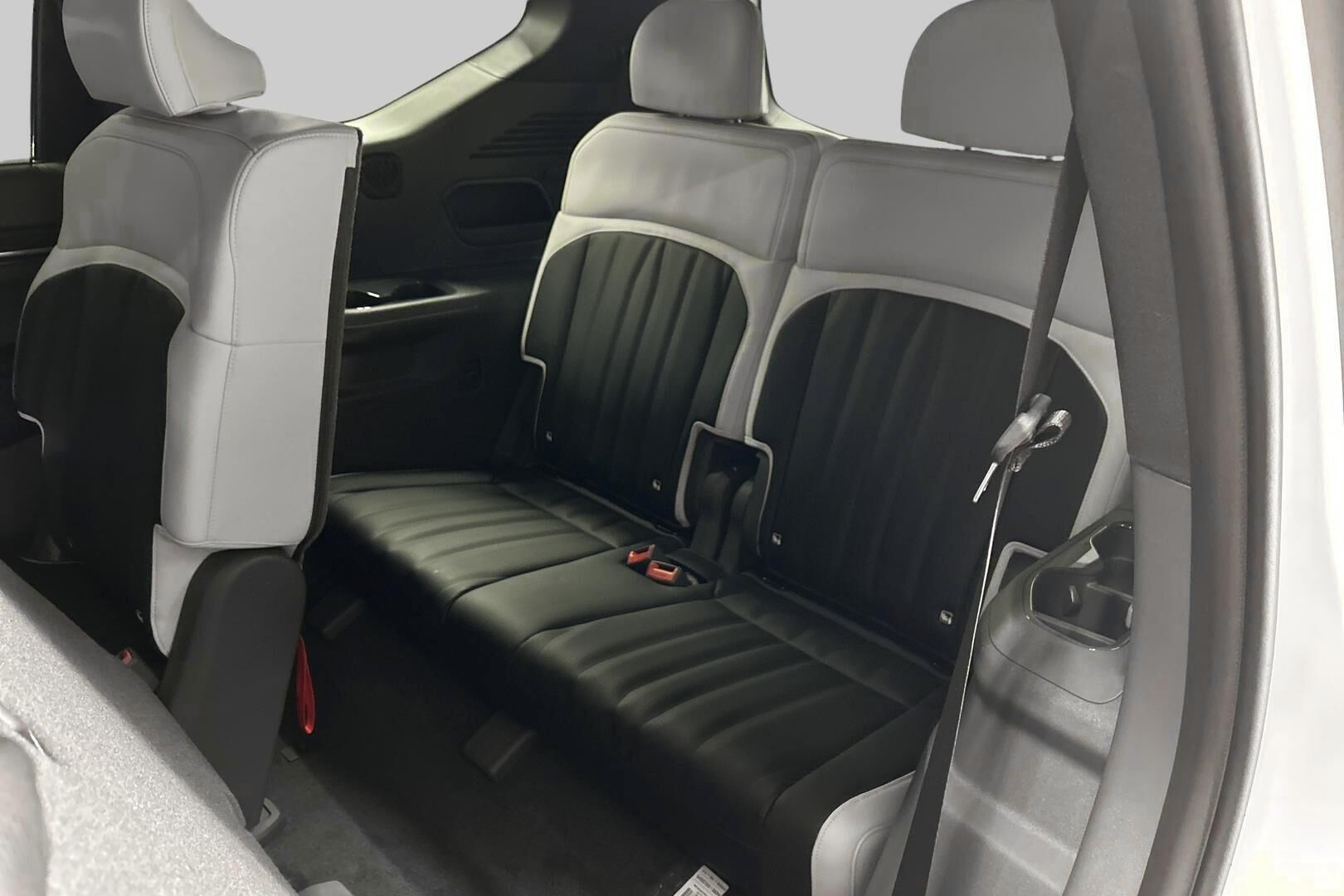 Kia EV9 iso kuva 26