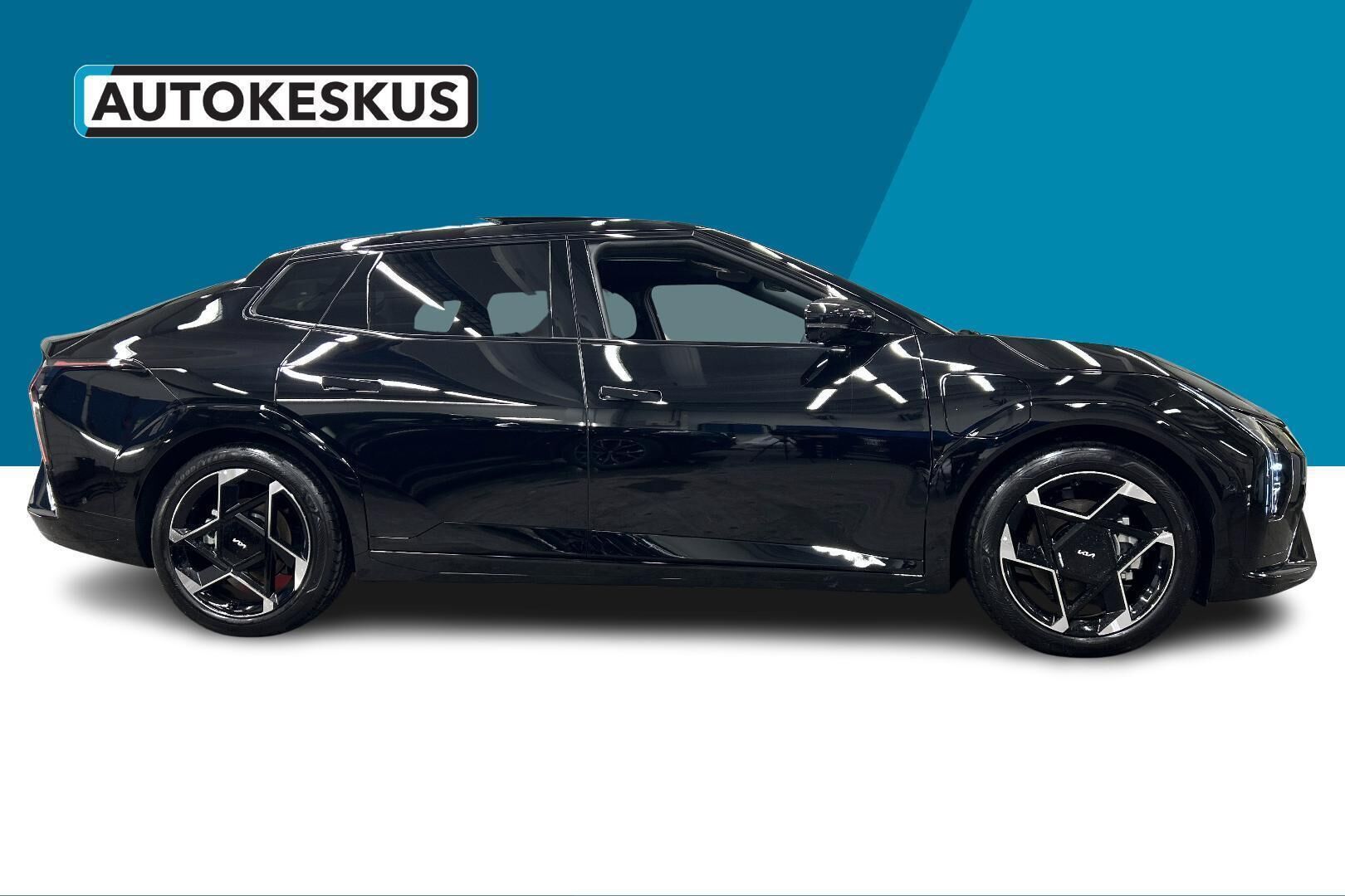 Kia EV4 iso kuva 3