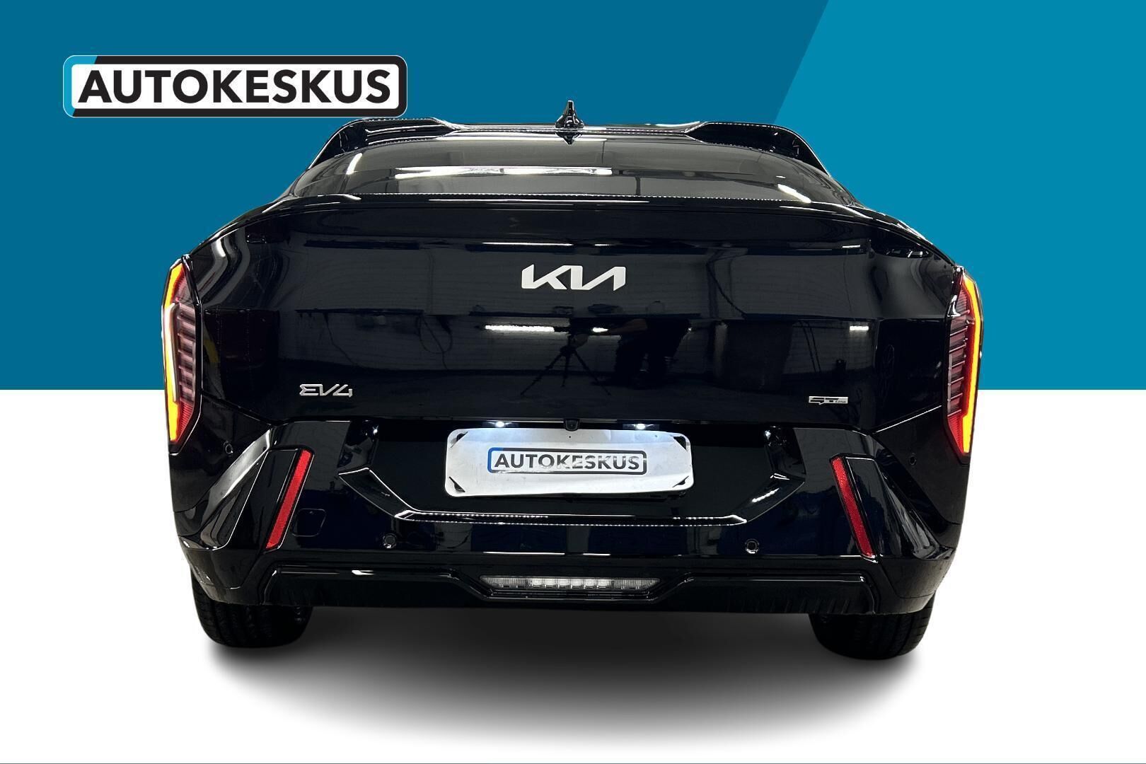 Kia EV4 iso kuva 5
