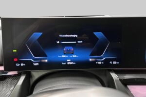 BMW i5 esikatselu 11