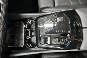 BMW i5 esikatselu 22