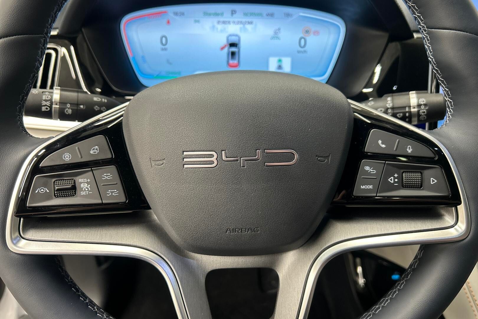 BYD Seal U iso kuva 15