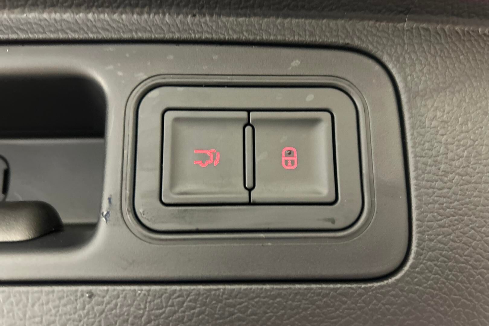 BYD Seal U iso kuva 28