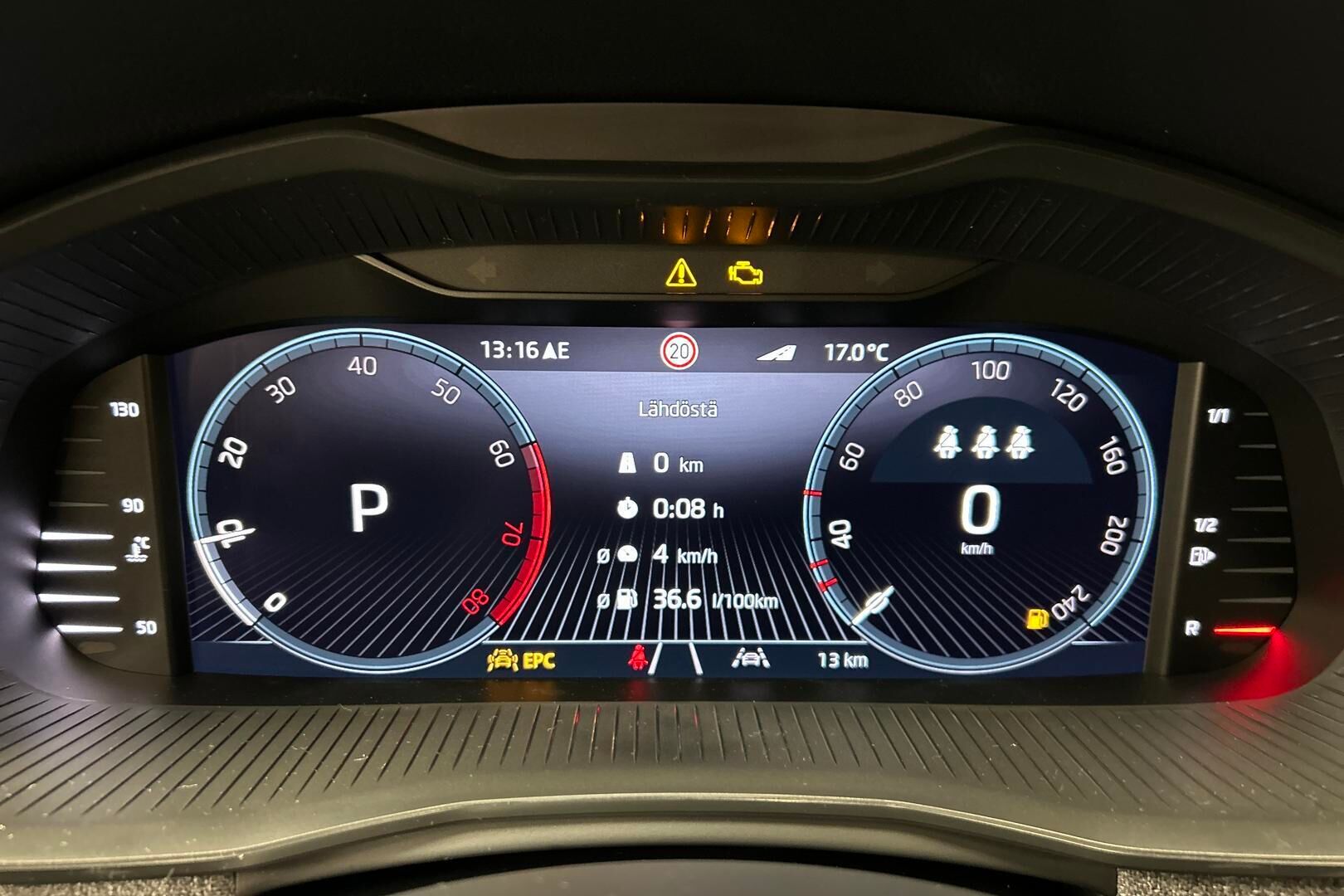 Skoda Scala iso kuva 24