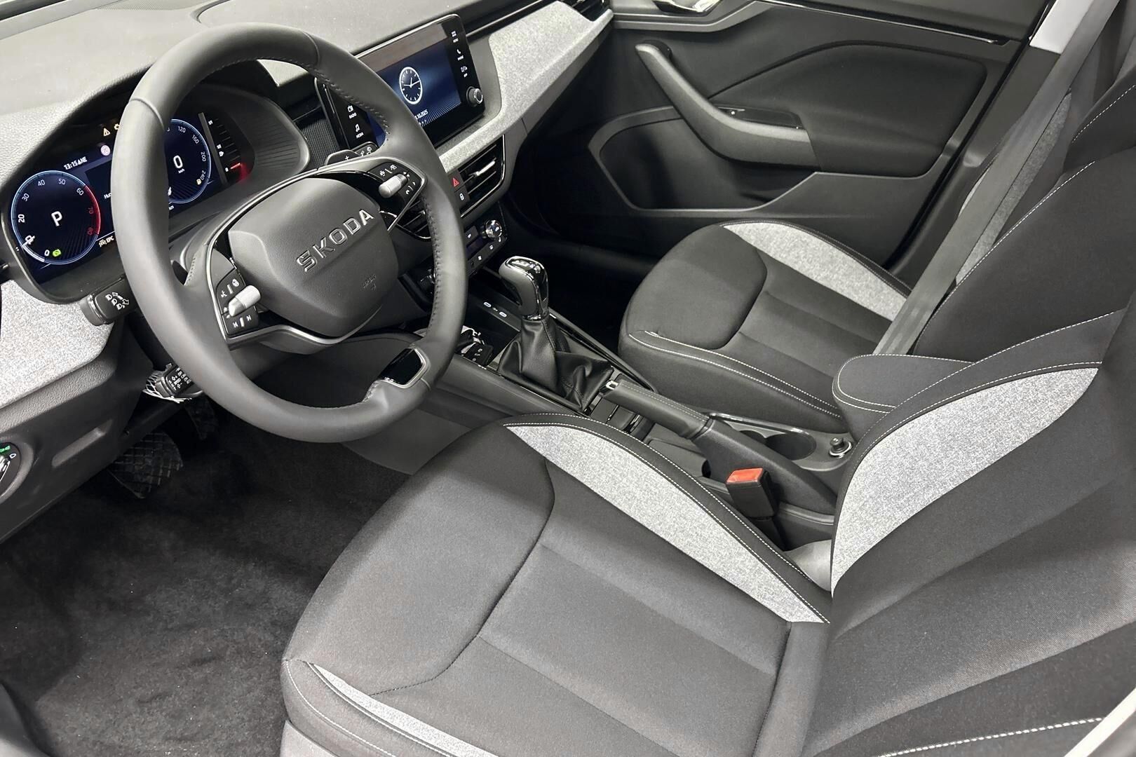 Skoda Scala iso kuva 23