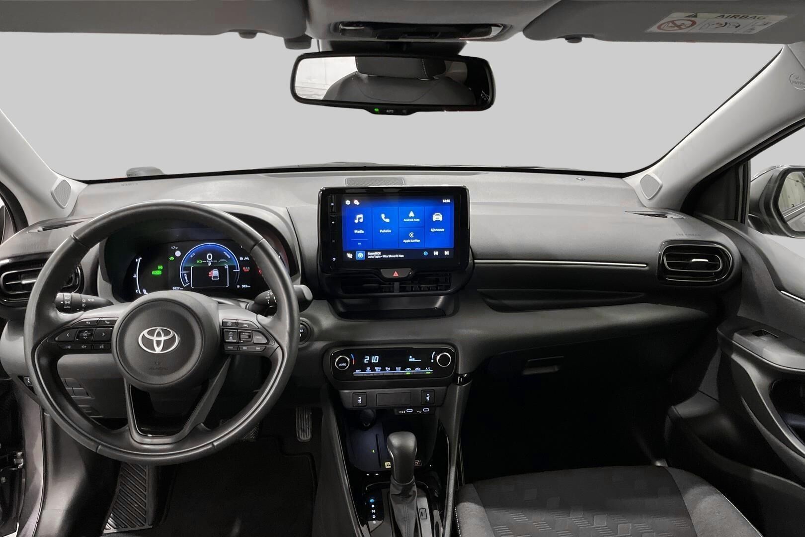 Toyota Yaris iso kuva 10
