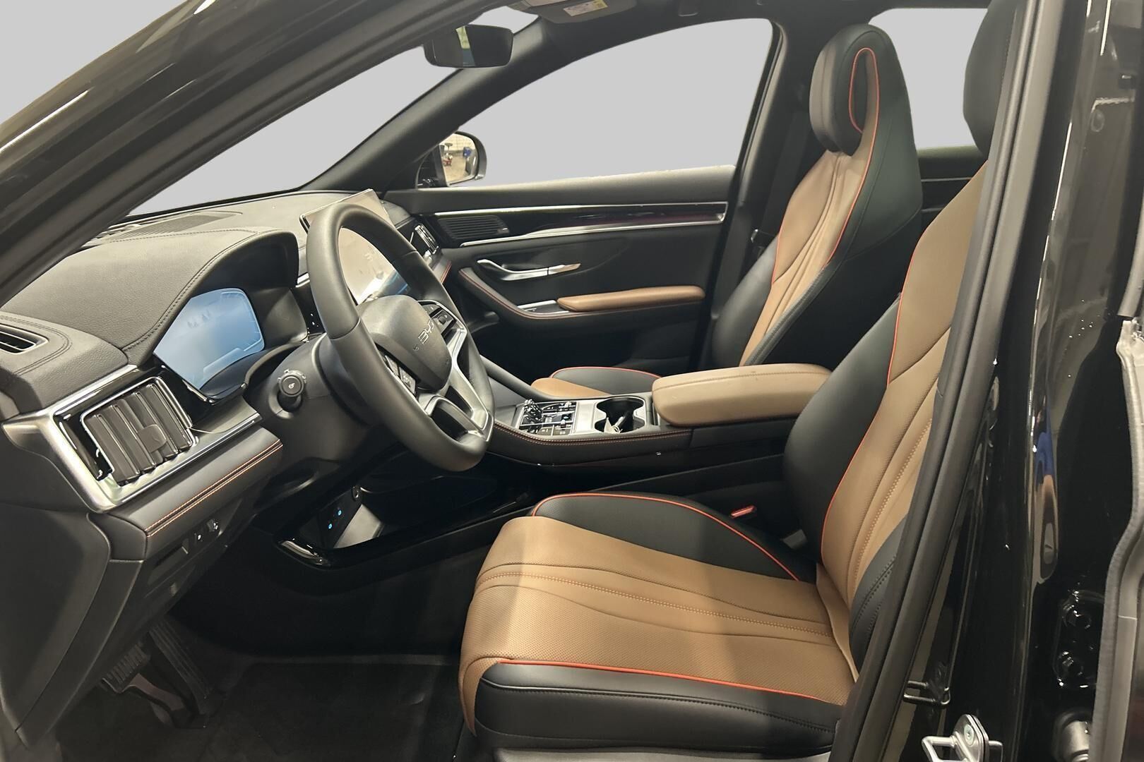 BYD Seal U DM-i iso kuva 22