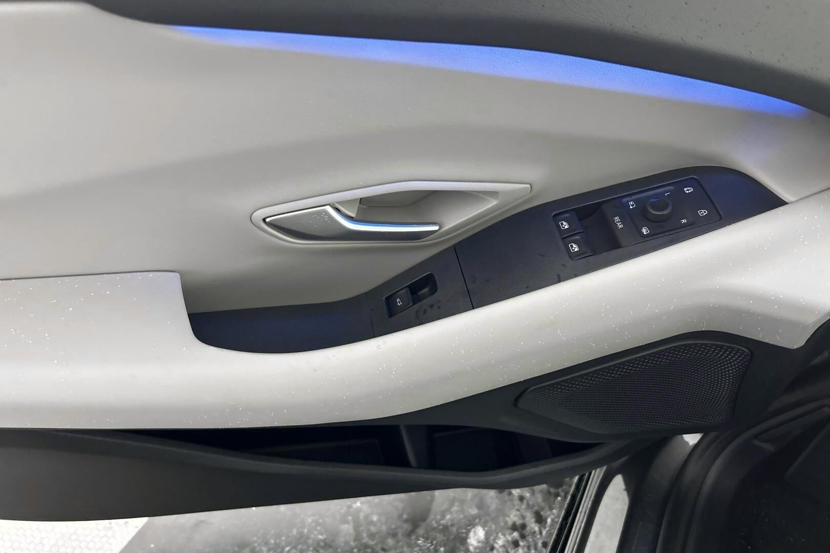 Ford Capri iso kuva 30