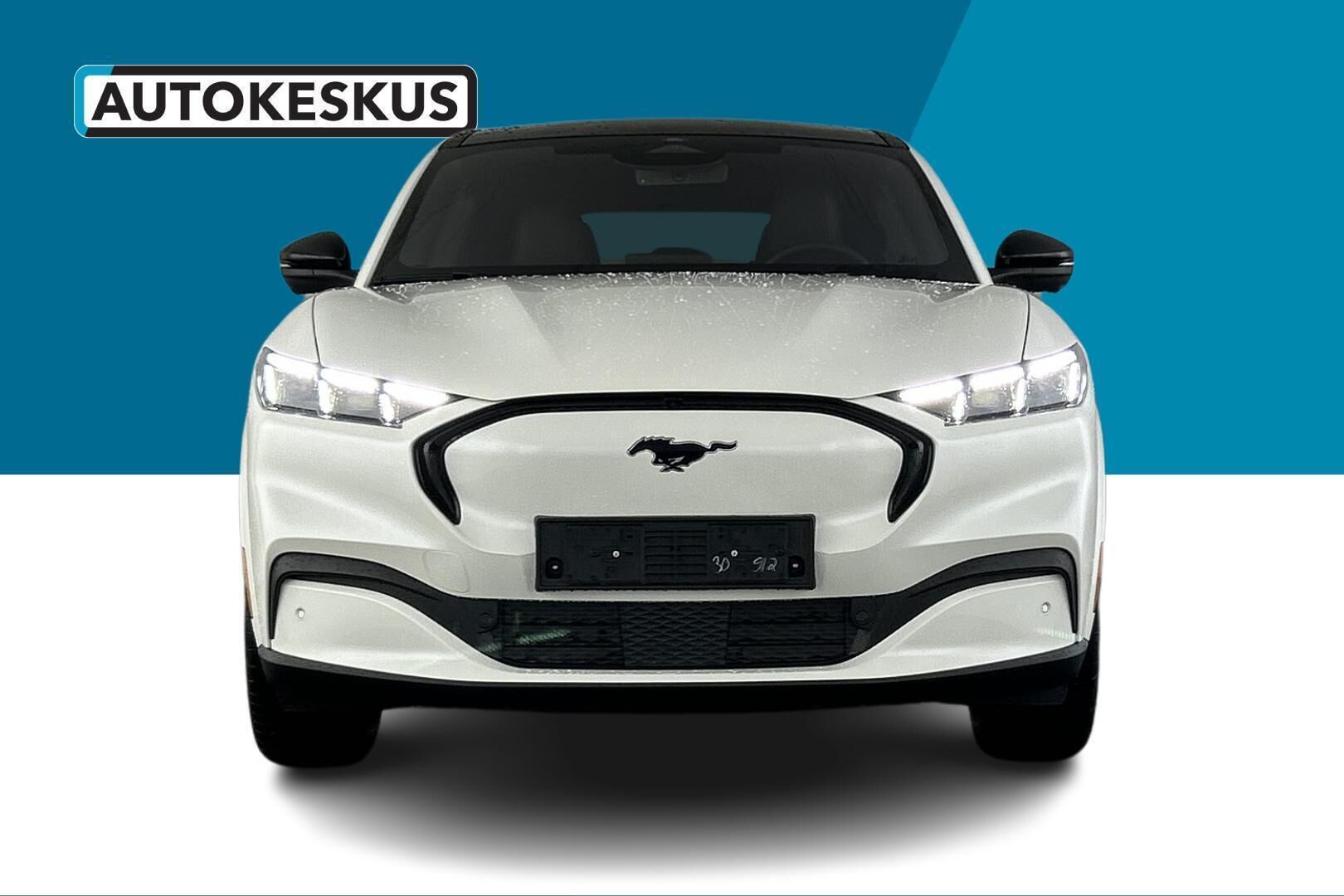 Ford Mustang Mach-E iso kuva 1