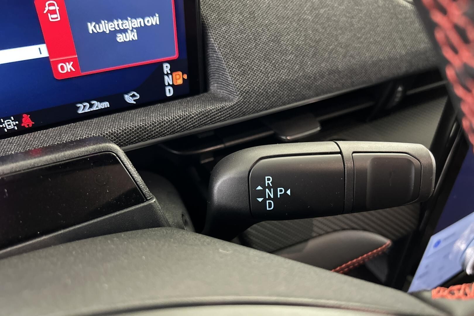 Ford Mustang Mach-E iso kuva 27