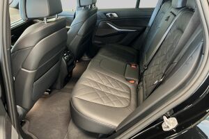 BMW X5 esikatselu 9