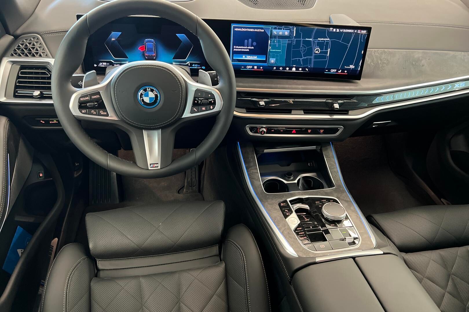 BMW X5 iso kuva 10