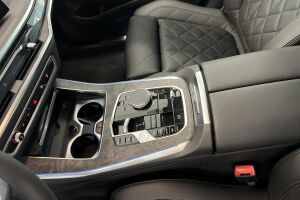 BMW X5 esikatselu 20