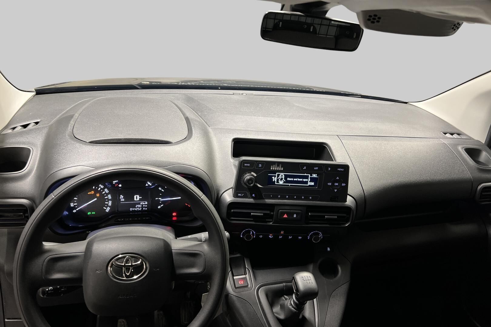 Toyota Proace CITY iso kuva 4