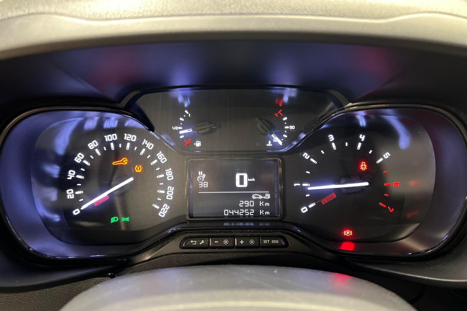 Toyota Proace CITY iso kuva 15