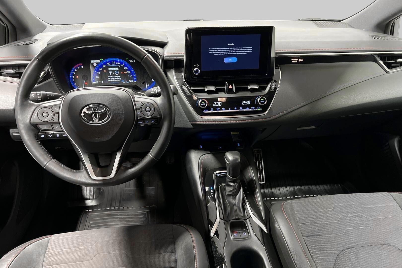 Toyota Corolla iso kuva 10