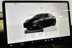 Tesla Model Y esikatselu 11