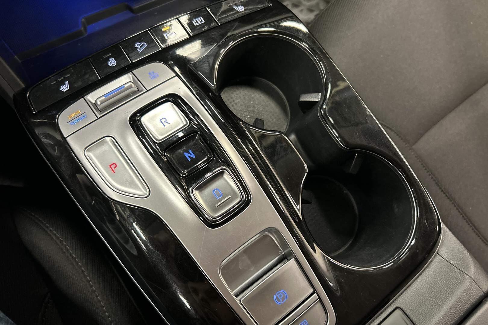 Hyundai Tucson iso kuva 16